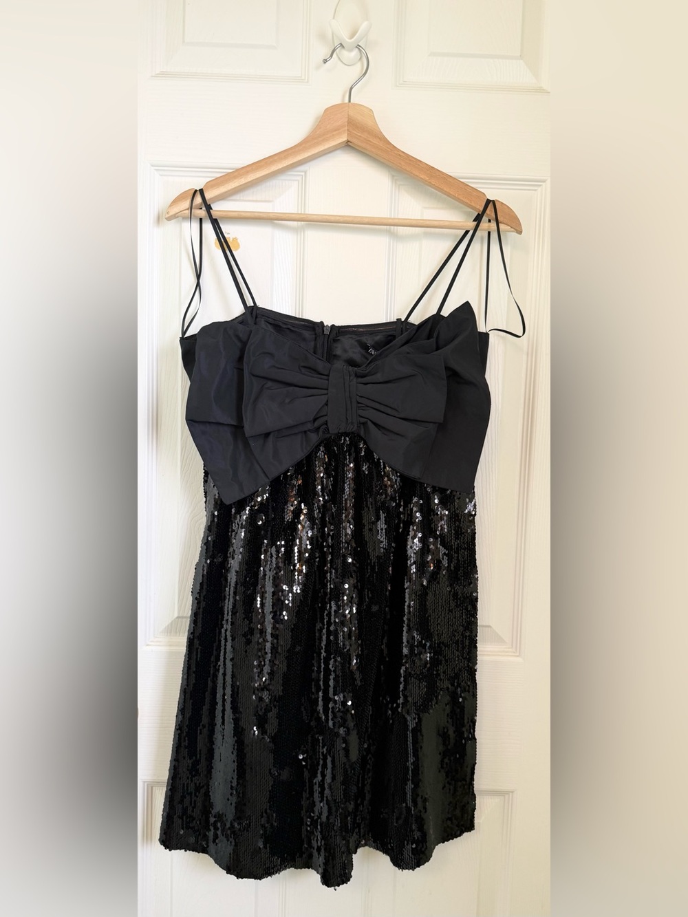 New Zara Black Bow Sequin Dress